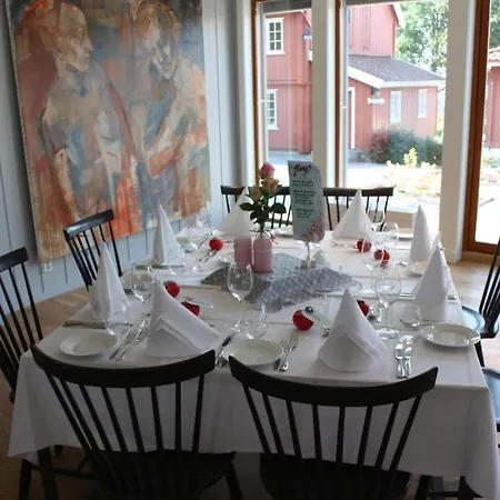Granavolden & Gjaestgiveri 호텔 4*