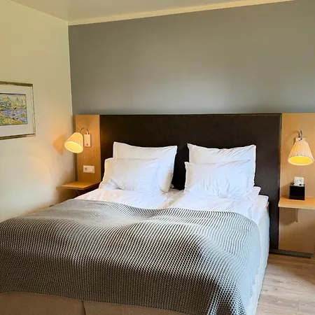 Granavolden & Gjaestgiveri 4*