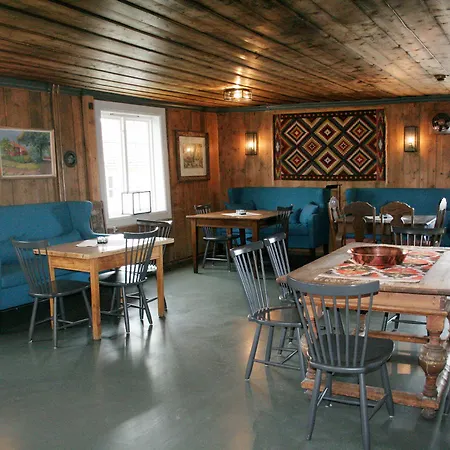 Granavolden & Gjaestgiveri 4*