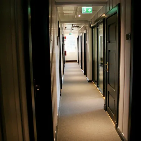 Granavolden & Gjaestgiveri 4*