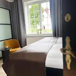 Granavolden & Gjaestgiveri 酒店 4*